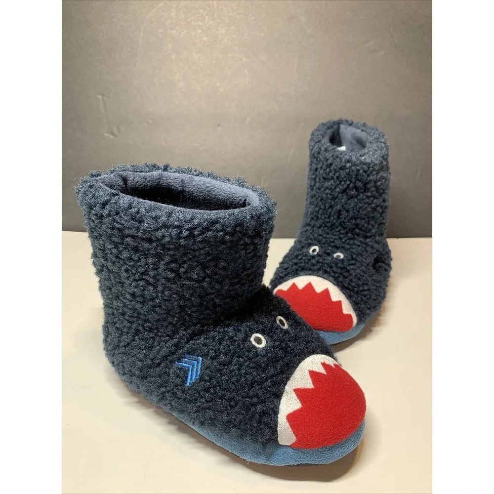 Totes Toasties Kids Shark Slippers Blue Booties‎ Sz 11-12 Warm Cozy Casual Home